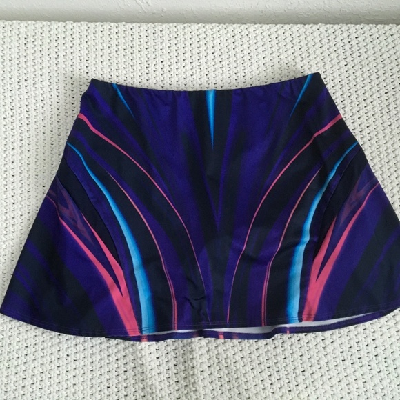 LUCKY IN LOVE COLORFUL SKORT WITH 3" INSEAM, SIZE LARGE - Picture 1 of 6